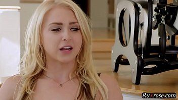 Play Andreea has sex with mihai who licks her pussy