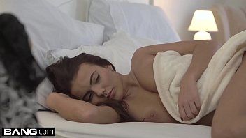 تشغيل نعسان اخترقت المتشددين من قبل جارتها مع هزات الجماع