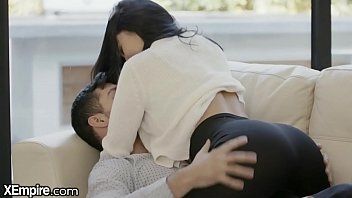Reproducir xnxx con mujer virgen tiene sexo despues de una copa de vino