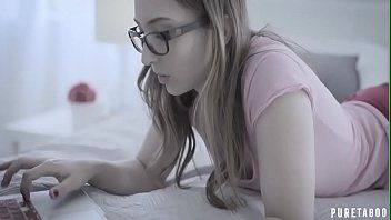 Reproducir Ella va a su casa porque quiere tener un rápido xxx