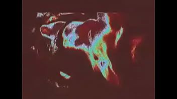 Play Women experiencing the masturbation of some men in a sexual group sex that happens