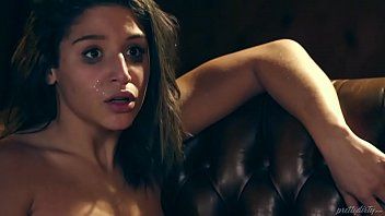 Redă Un actor fute o starleta de filme xnxx xnxx