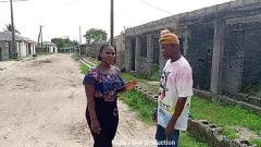 Jouer Street Encounter : trio en plein air de la jeune adolescente Lizzy avec Sexbob2 et Big Ass