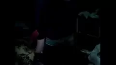 Odtwórz Latina Milf nakręciła seks w ciemności z amatorskim partnerem za pomocą telefonu