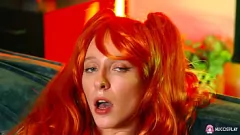 Redă Performanță solo: Redhead Hot Stella Bliss se bucură cu o jucărie sexuală