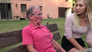Play Xnxx lesbian who fucks granddaughter mojneag