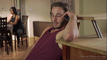 Play Xnxx with mother-in-law having sex with his son-in-law